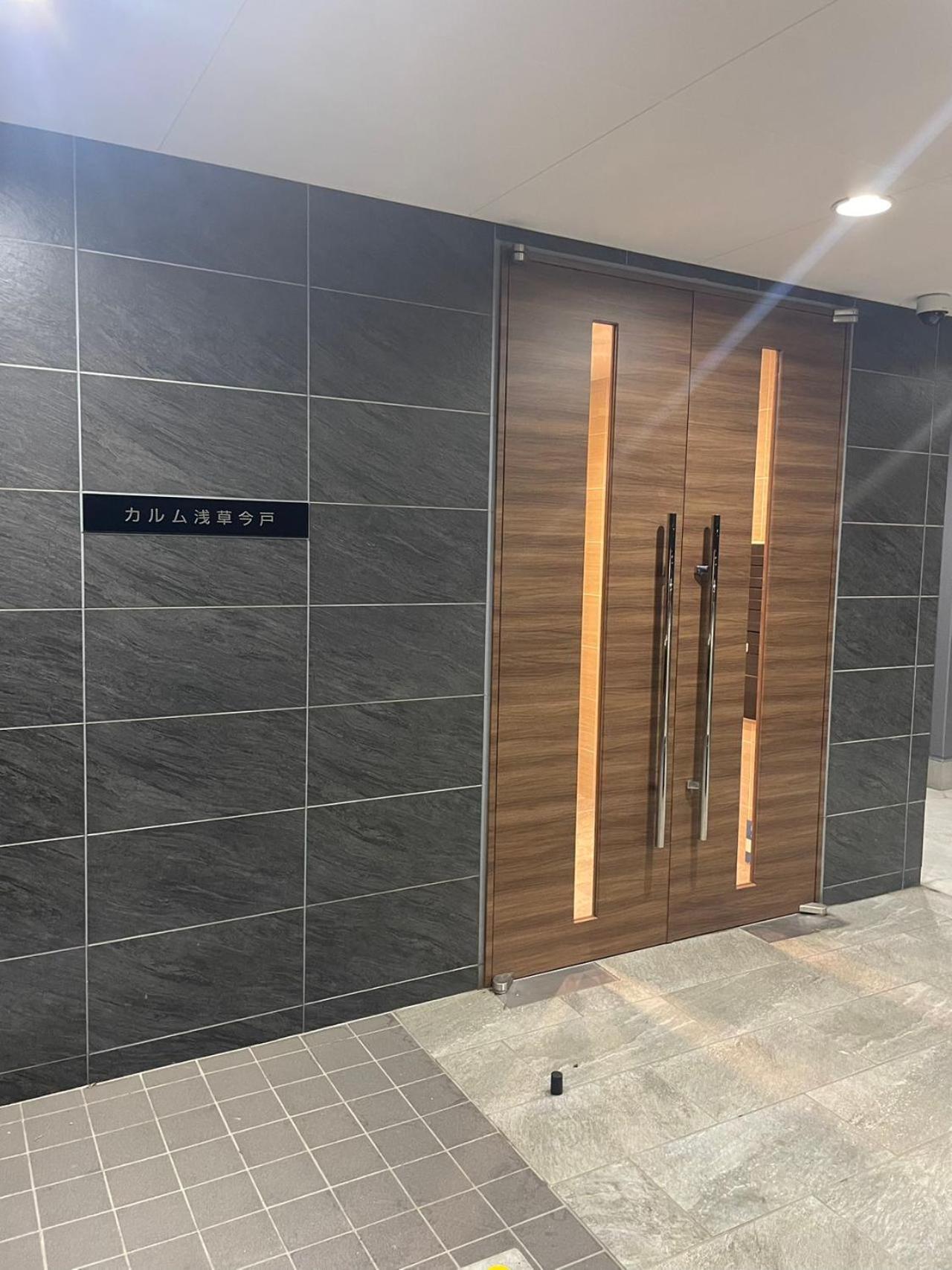 Calum Asakusa Imado Tokyoカルム浅草今戸ツインルーム新築民泊東京浅草隅田川今戸神社近くスカイツリー見えるコンビニコインランドリー近くある浅草駅まで徒歩圏内アクセス便利成田空港羽田空港銀座渋谷東京駅直通 Kültér fotó